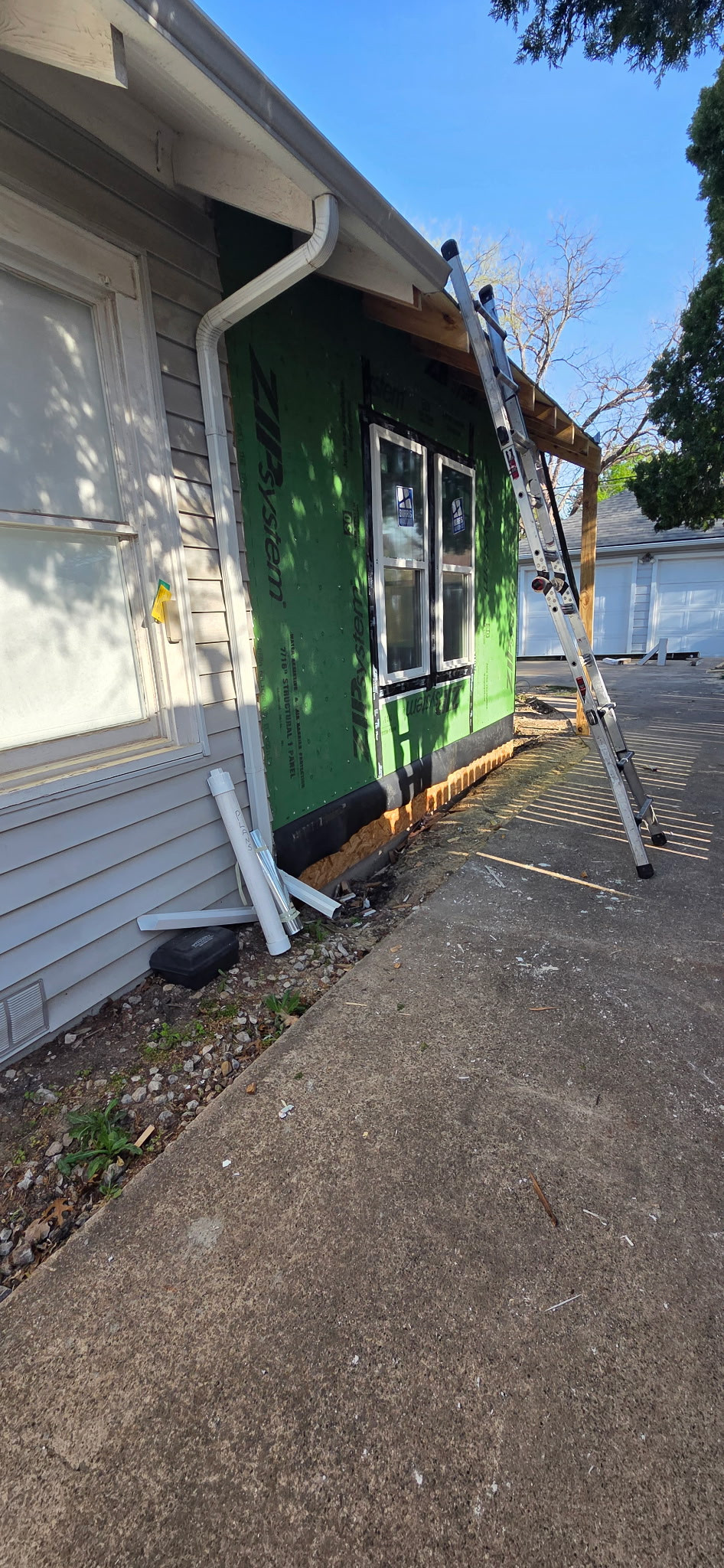 75206 M-Street Bedroom Addition - BEFORE, DURING & AFTER