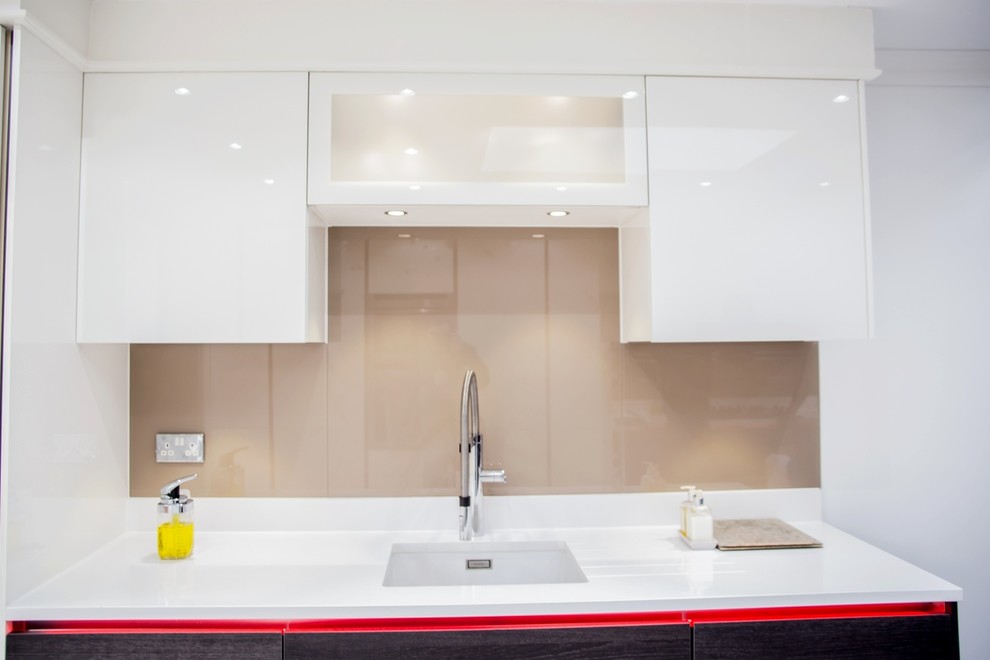 Splashback For Bathroom Sink Home Decorating Ideas Interior Design