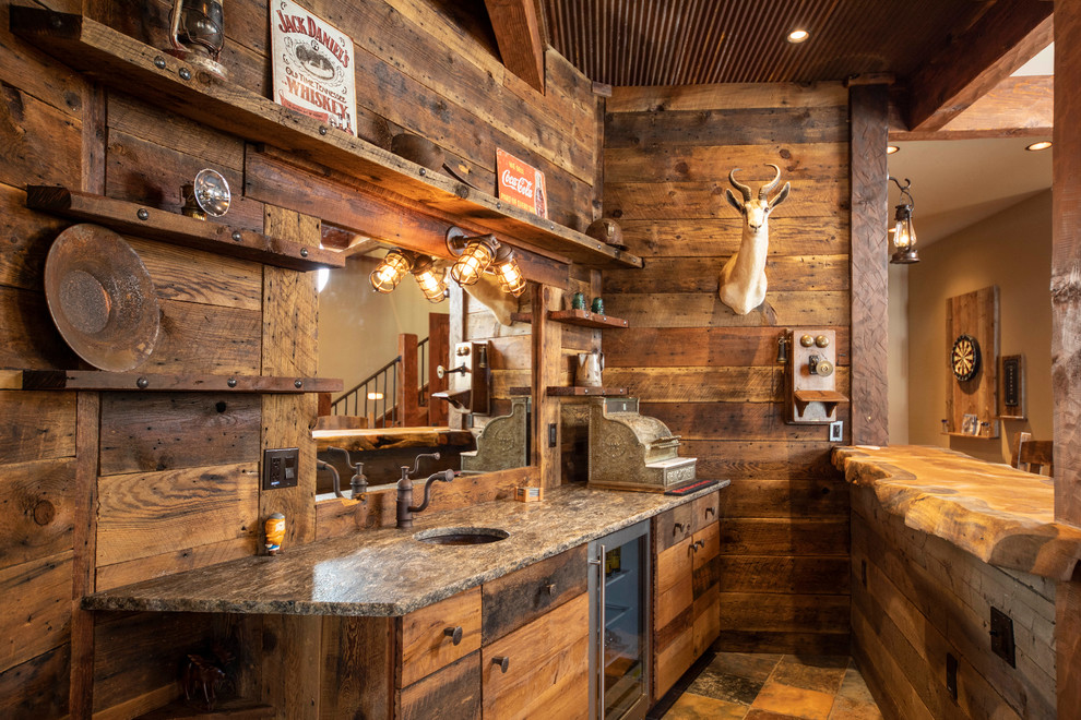 Home design - rustic home design idea in Denver