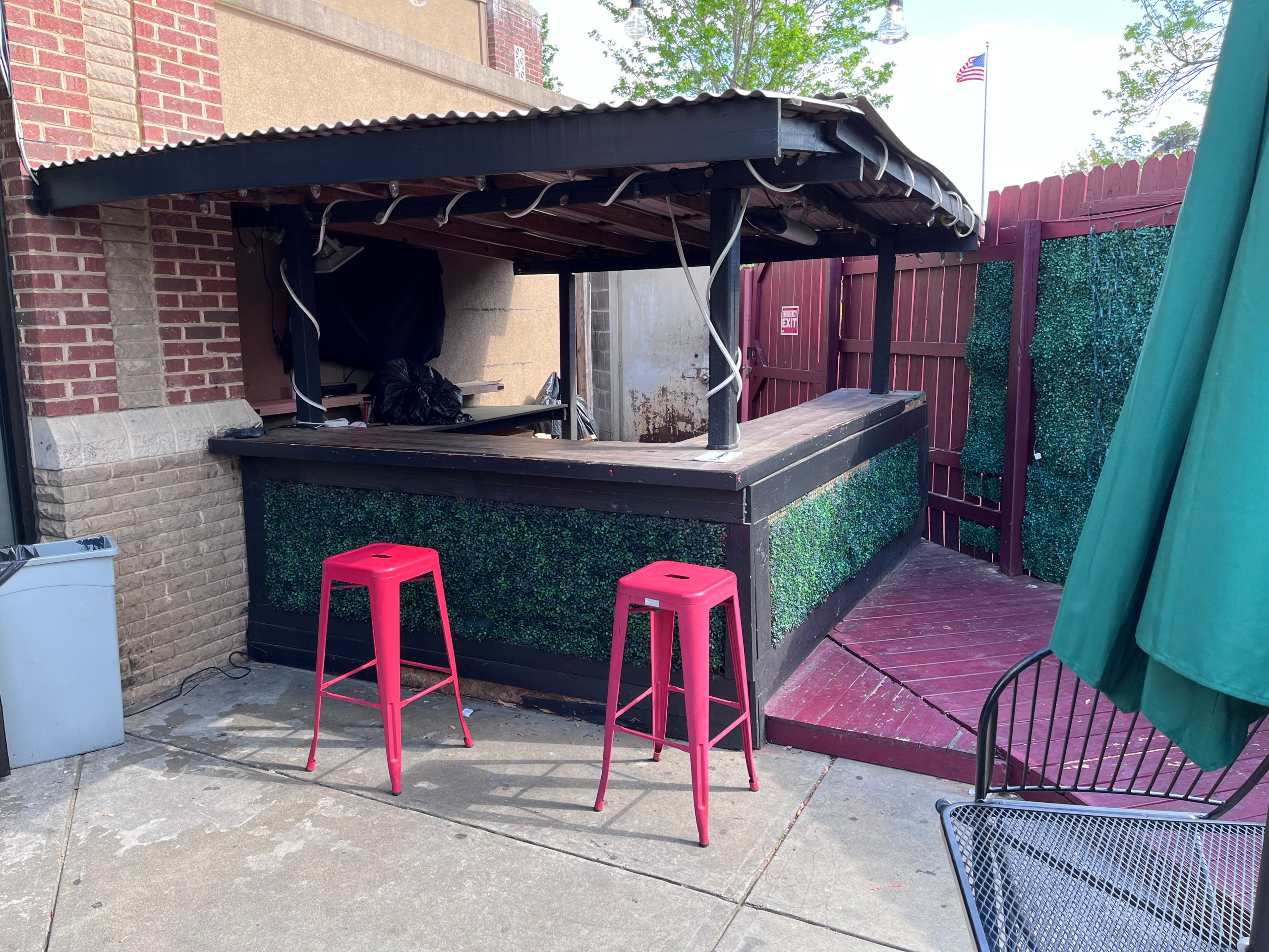 Restaurant Outside Bar after