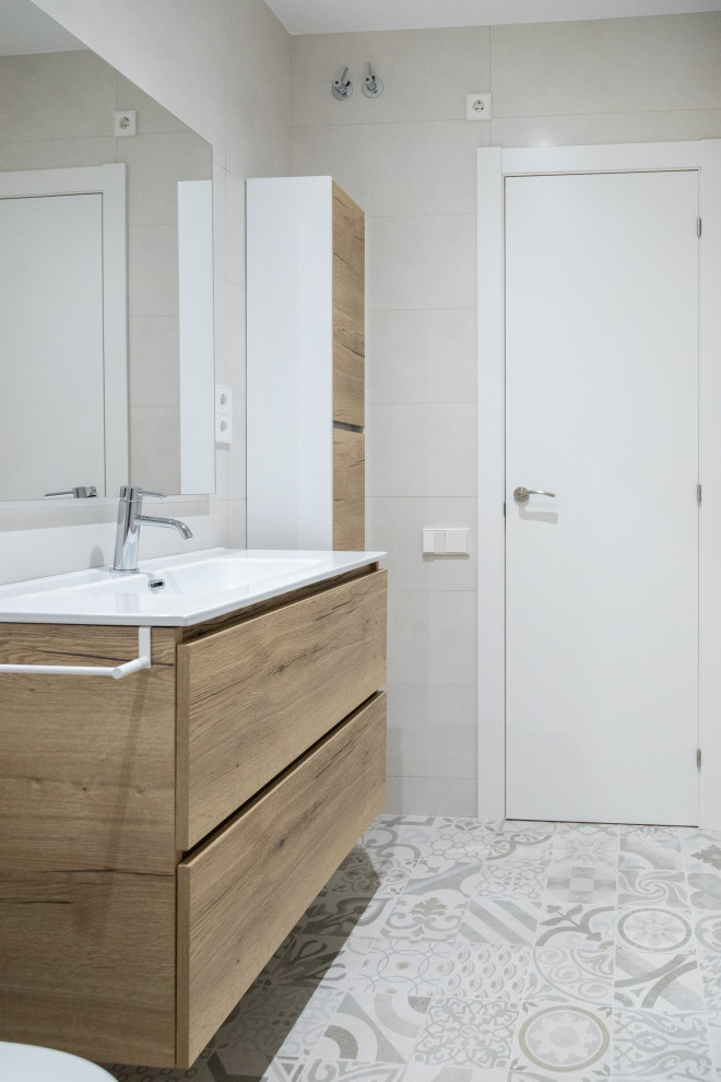 Mid-sized trendy master beige tile and ceramic tile ceramic tile, beige floor and single-sink bathroom photo in Barcelona with flat-panel cabinets, dark wood cabinets, a one-piece toilet, a trough sink, white countertops and a floating vanity