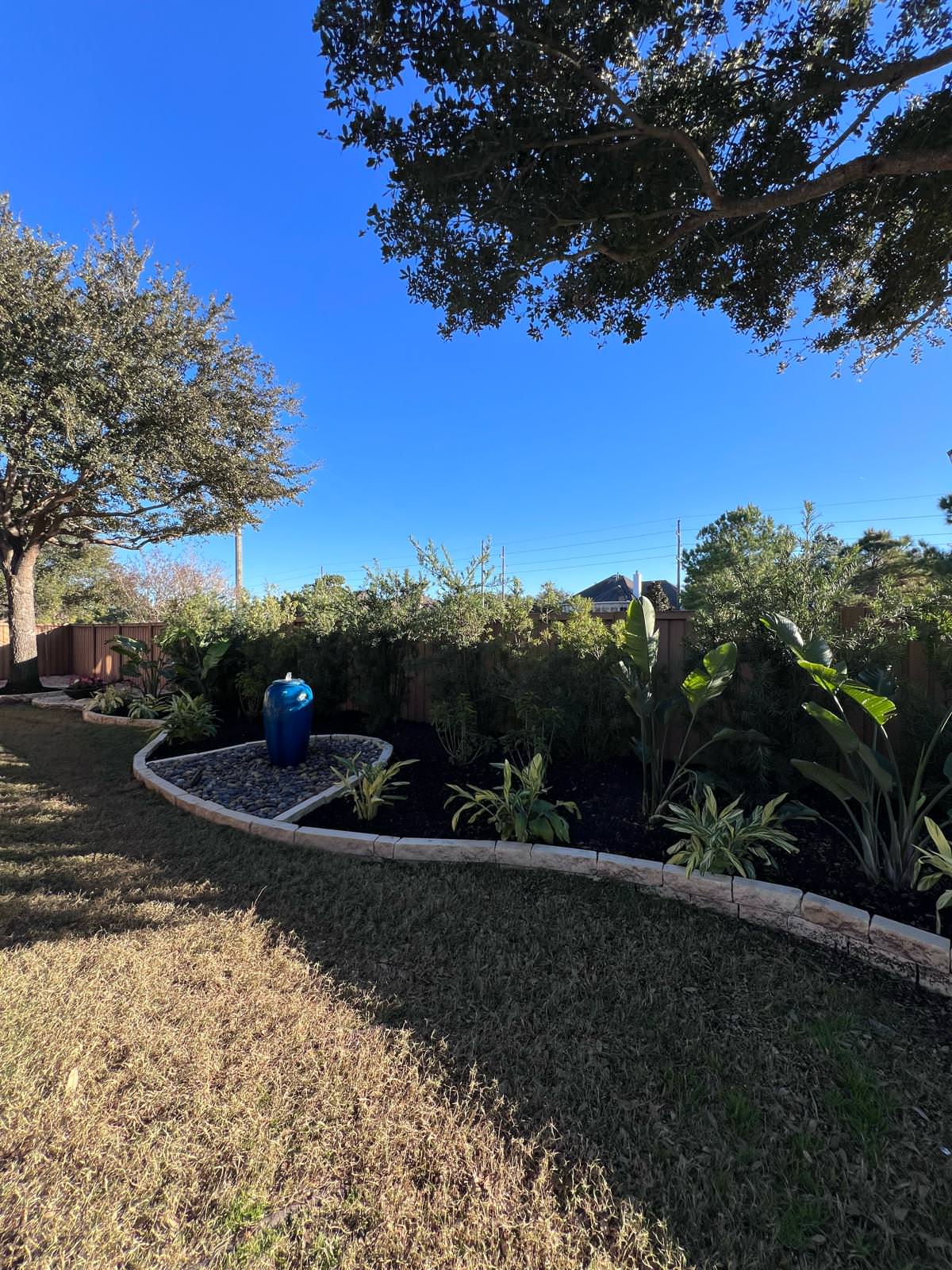 Putting Green, Backyard Paradise and Front yard Makeover in Fulshear!