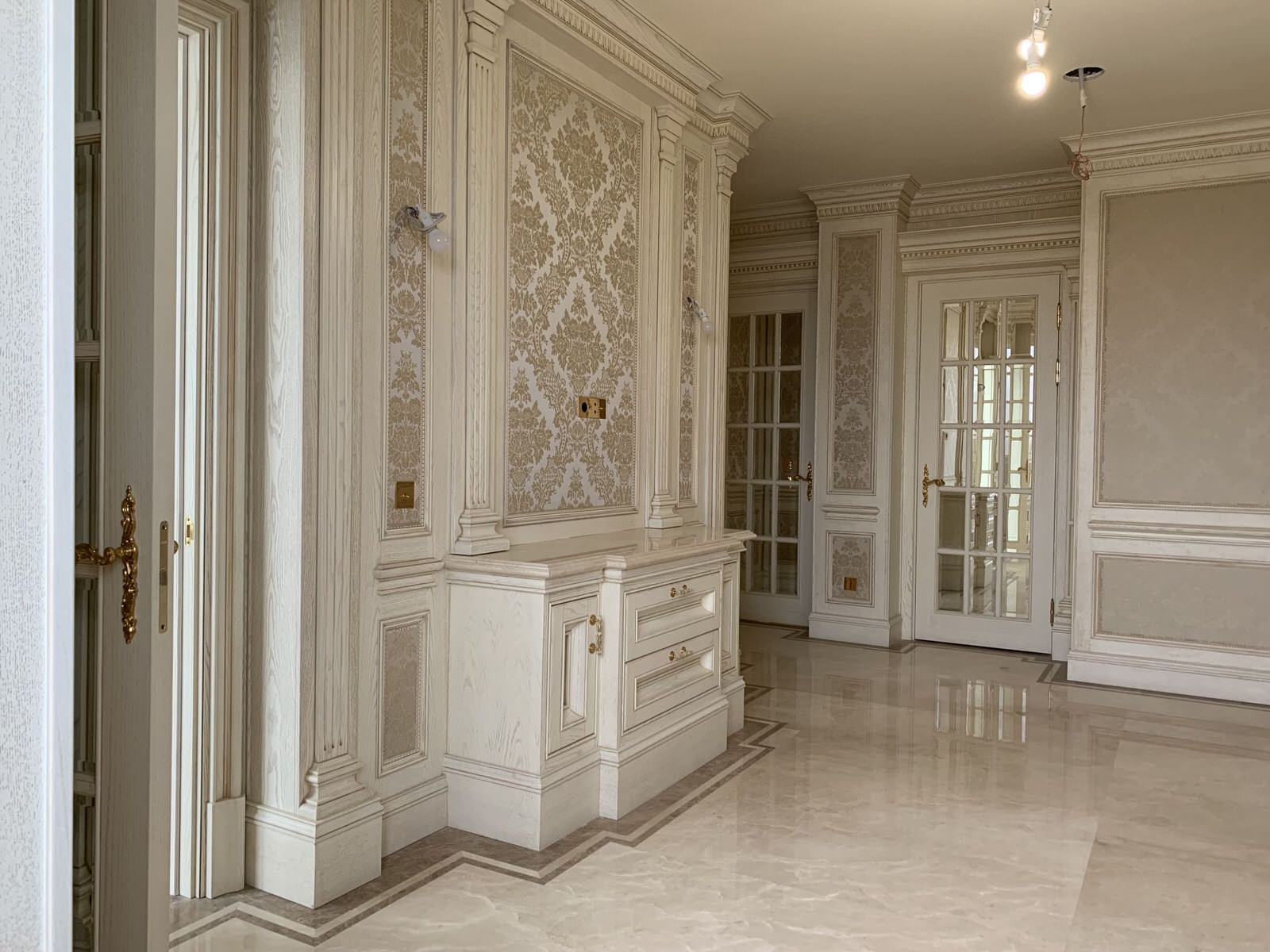 Деревянный интерьер квартиры