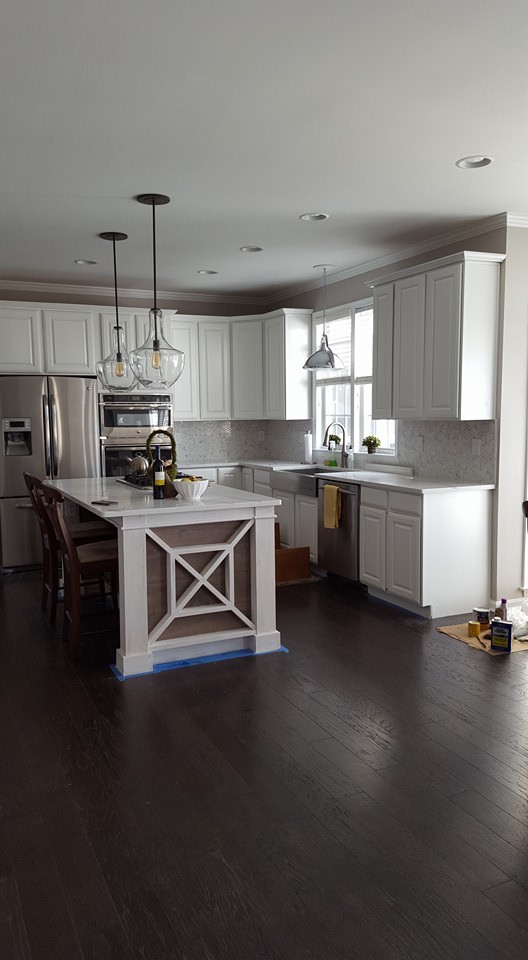 Transitional home design photo in Baltimore