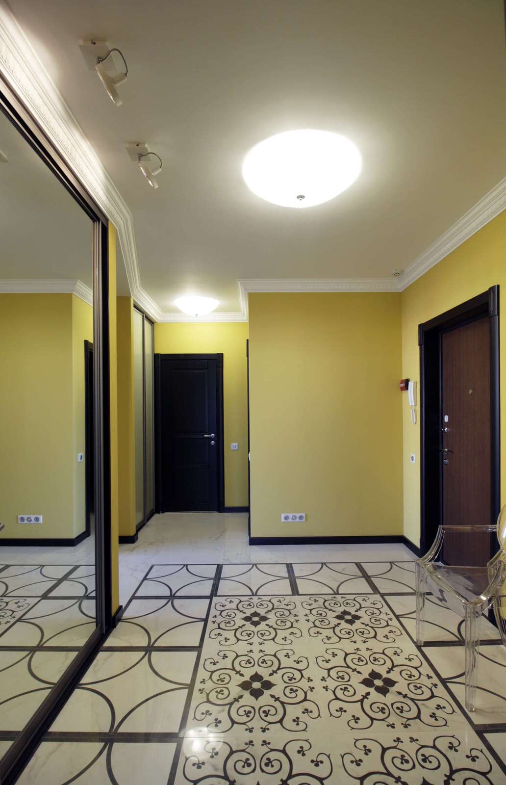 Квартира для молодей девушки