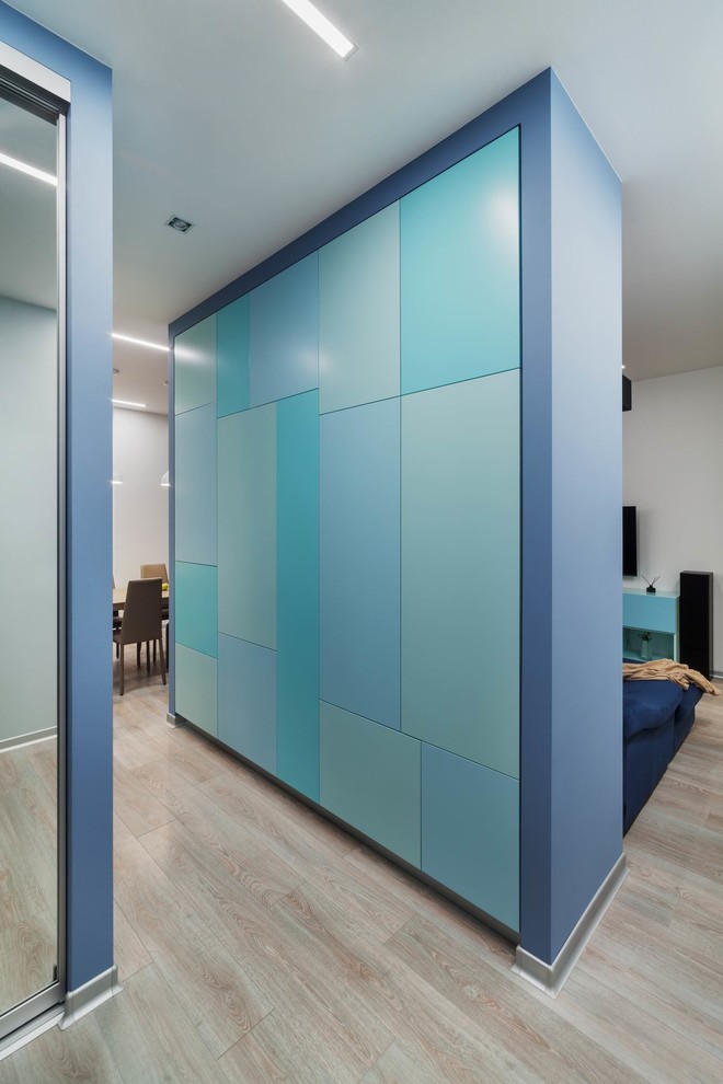 ГЕОМЕТРИЯ И ОТТЕНКИ МЯТЫ