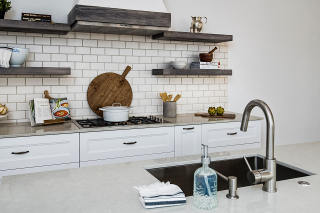 Hatfield St. french-country-cocina