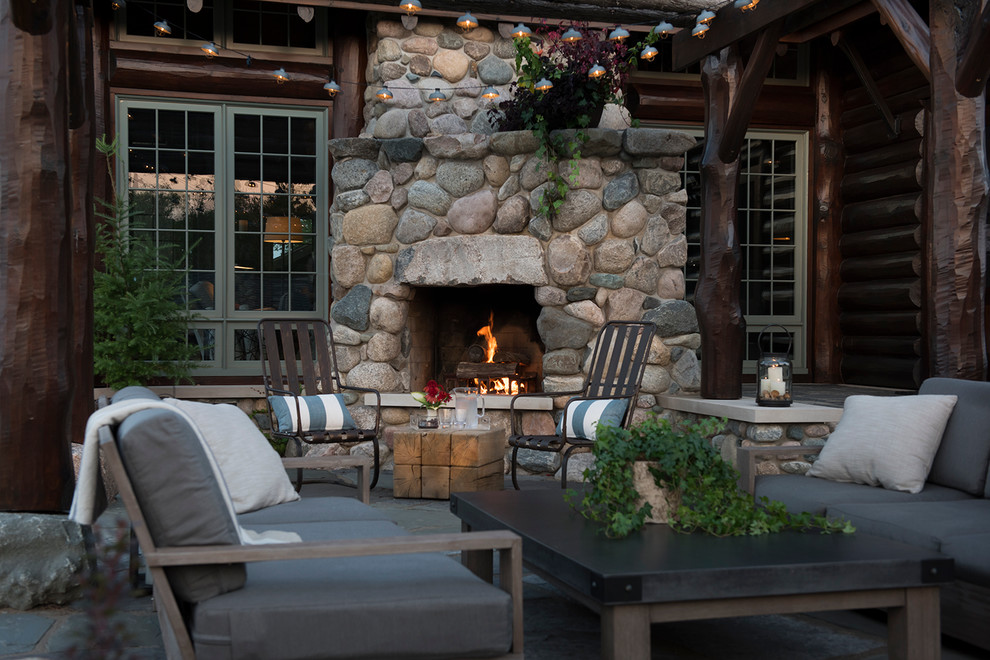 Inspiration for a country patio in Minneapolis.