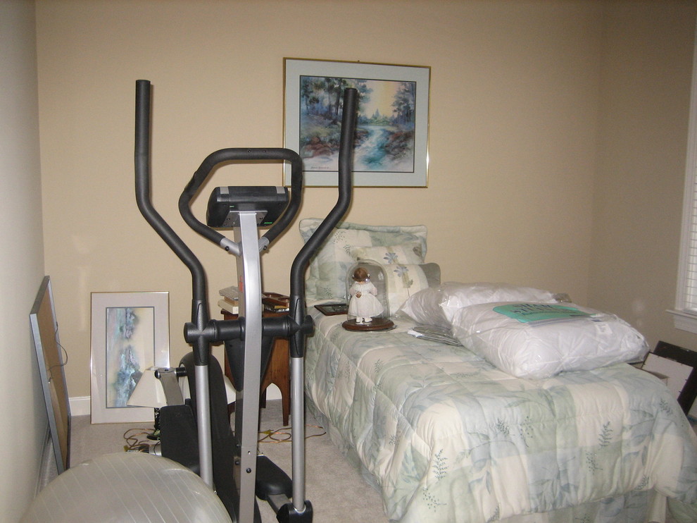 S Upstairs