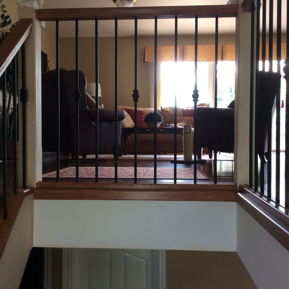 To paint or stain stair stringers