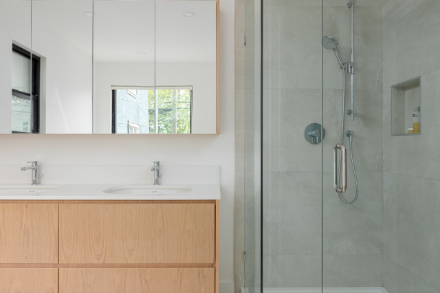 W19 coastal-bathroom