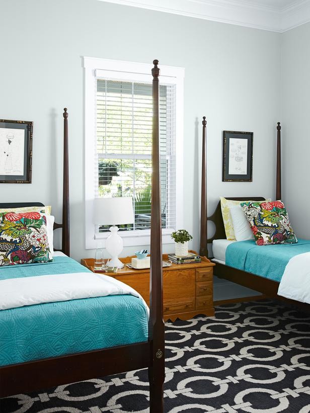 Photo of an eclectic bedroom in Wilmington.