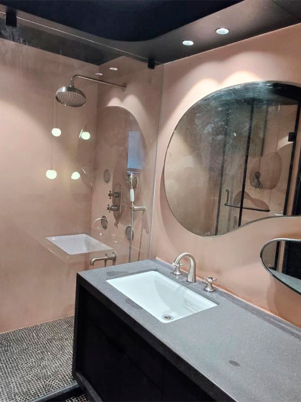 Эстетика и практичность: декоративная штукатурка под цветной микроцемент в ванны