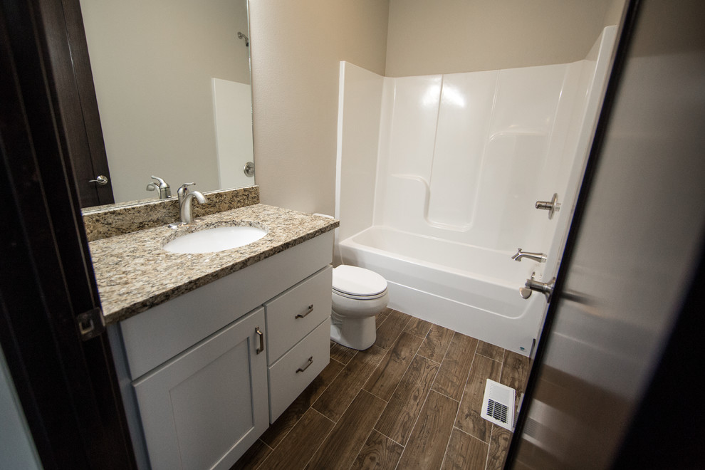 Inspiration for a transitional bathroom remodel in Cedar Rapids