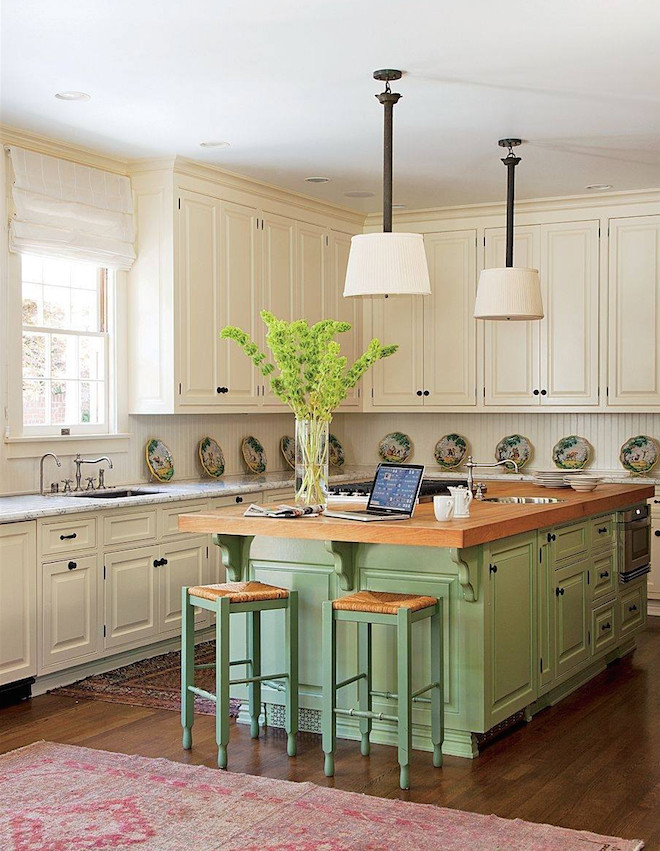 Transitional kitchen photo in New York