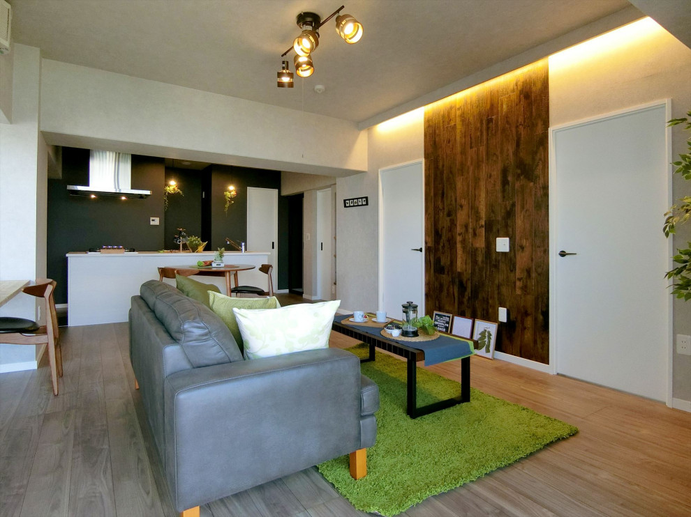 Design ideas for a modern living room in Osaka.
