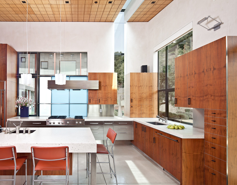 Photo of a contemporary kitchen in San Francisco with stainless steel appliances.