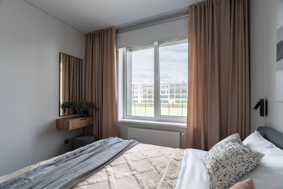 Парадный ансамбль, 2евро, 32м2