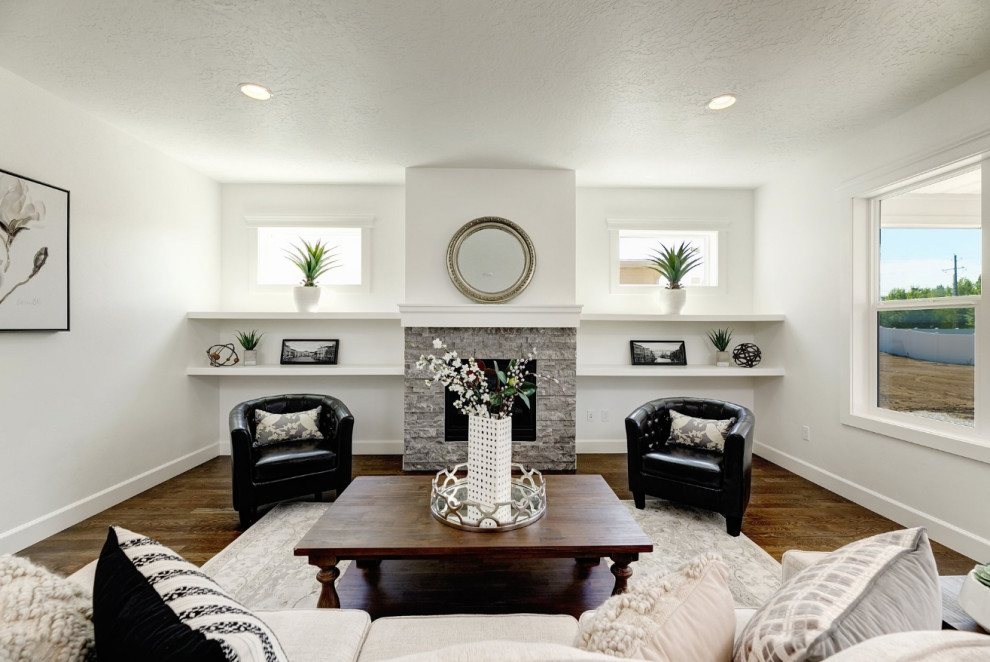 Photo of a contemporary living room in Boise.