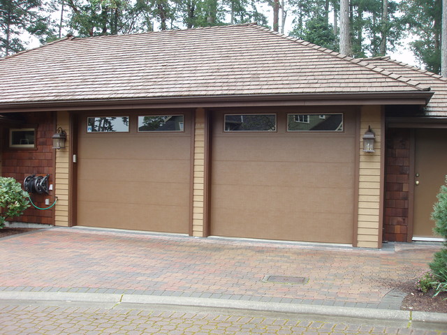 Clopay Flush Style Steel Insulated Garage Doors Contemporary