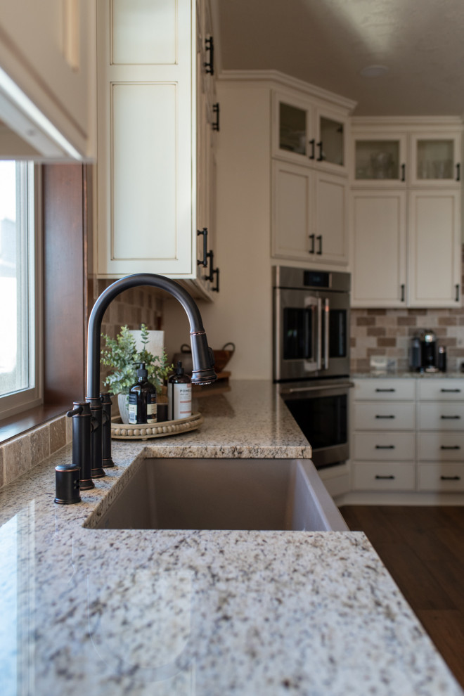 Selkirk Transitional Farmhouse