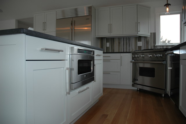 Kitchens beach-style-kitchen