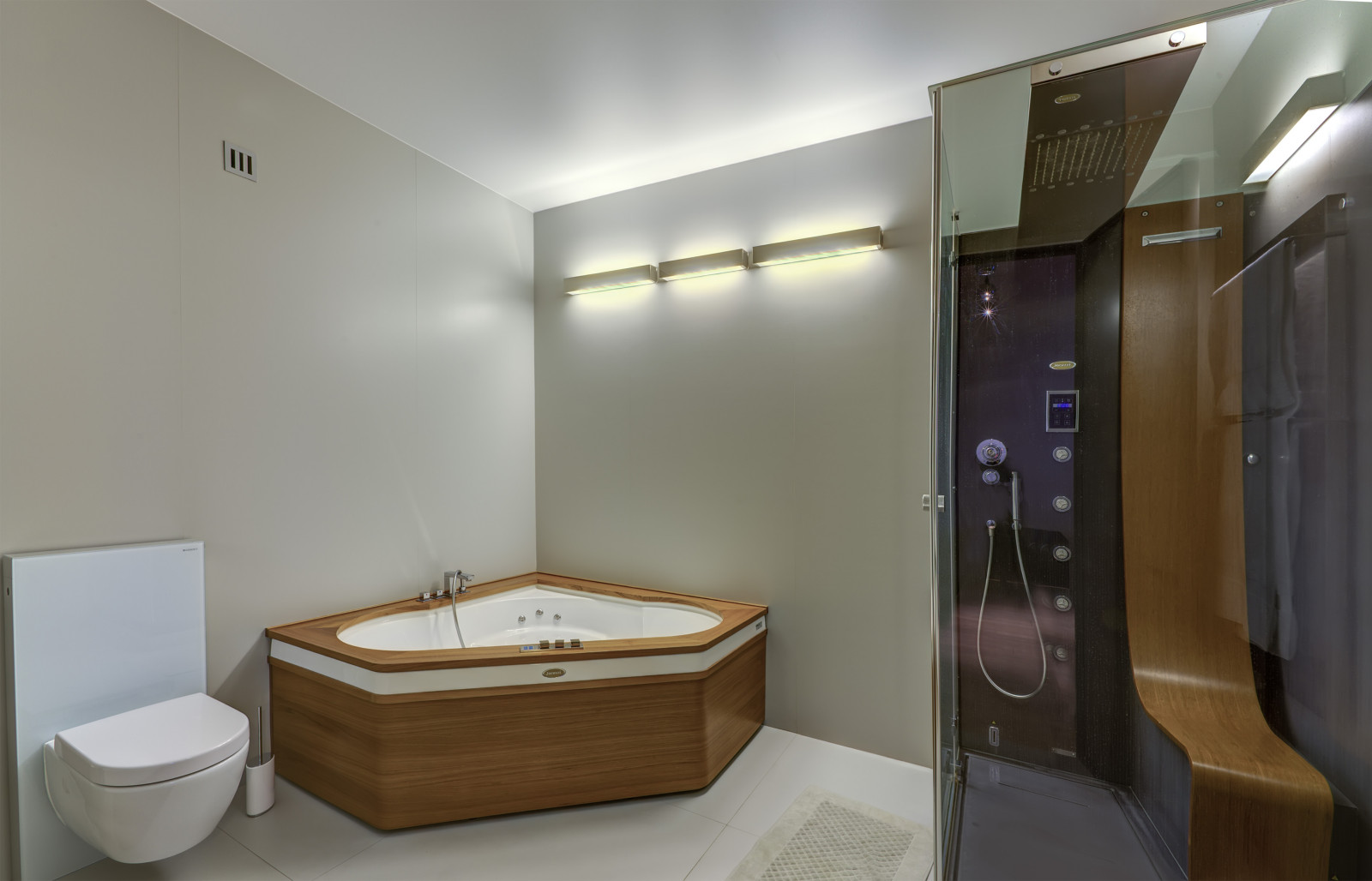 Квартира в современном стиле с яркими акцентами