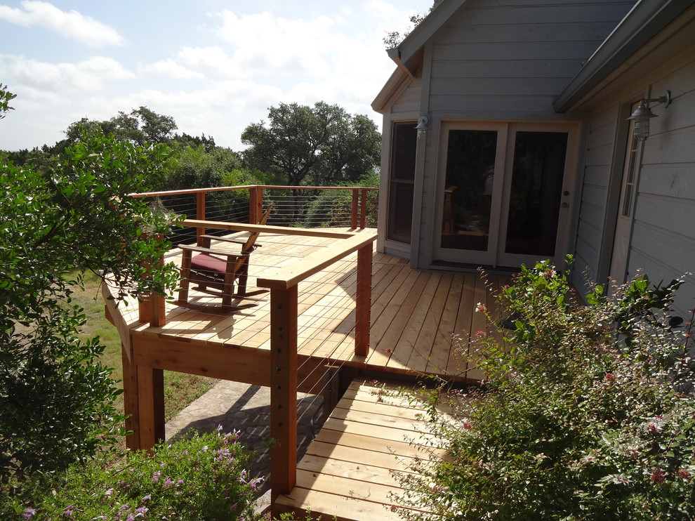 Inspiration for a modern deck remodel in Austin