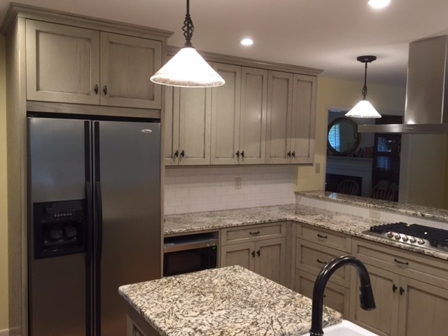 Home design - transitional home design idea