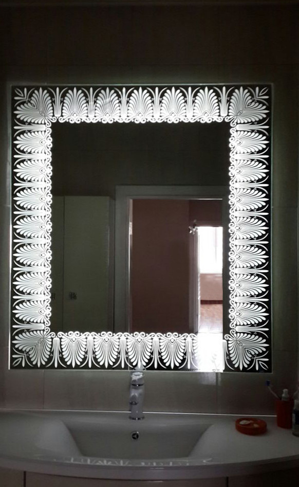 Зеркало с подсветкой