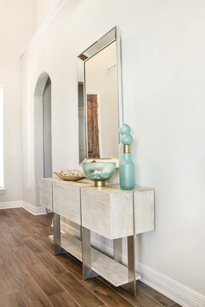 Home design - transitional home design idea in Phoenix