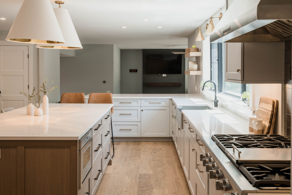 Transitional kitchen photo in Boston