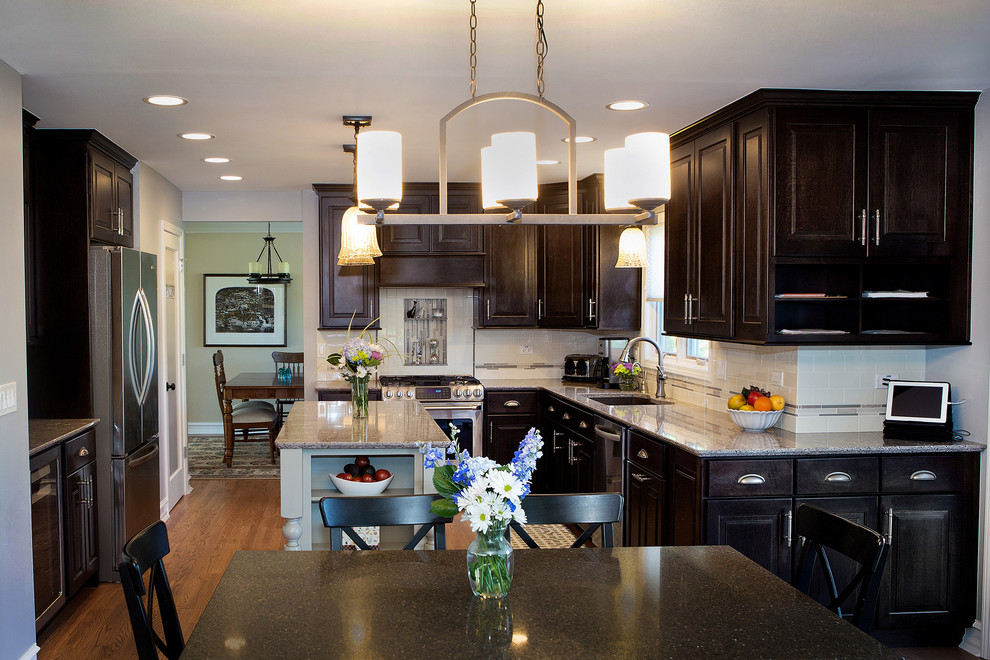 Simplistic Charm - Buffalo Grove, IL - Traditional - Kitchen - Chicago