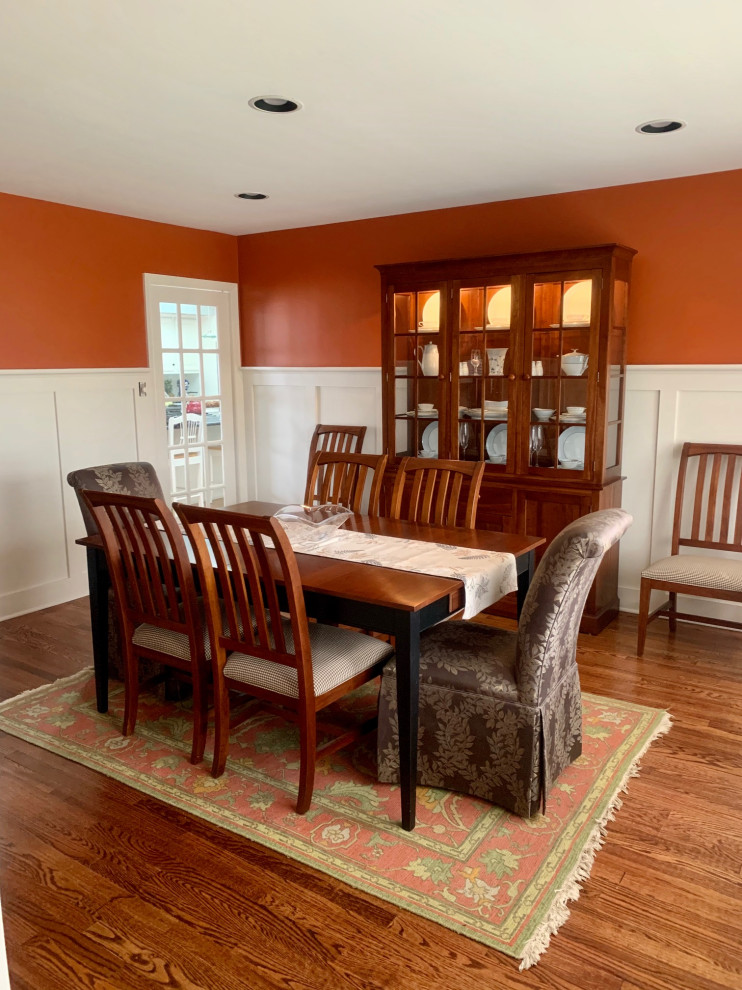 Inspiration for a timeless wainscoting dining room remodel in Wilmington