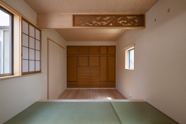 葛飾の家／W&I邸 giapponese-moderno-camera-da-letto