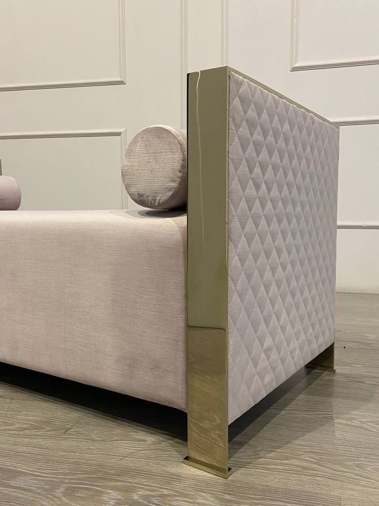 Кресла и пуфы HOMESTER