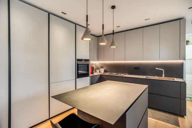 RIVARONE contemporary-kitchen