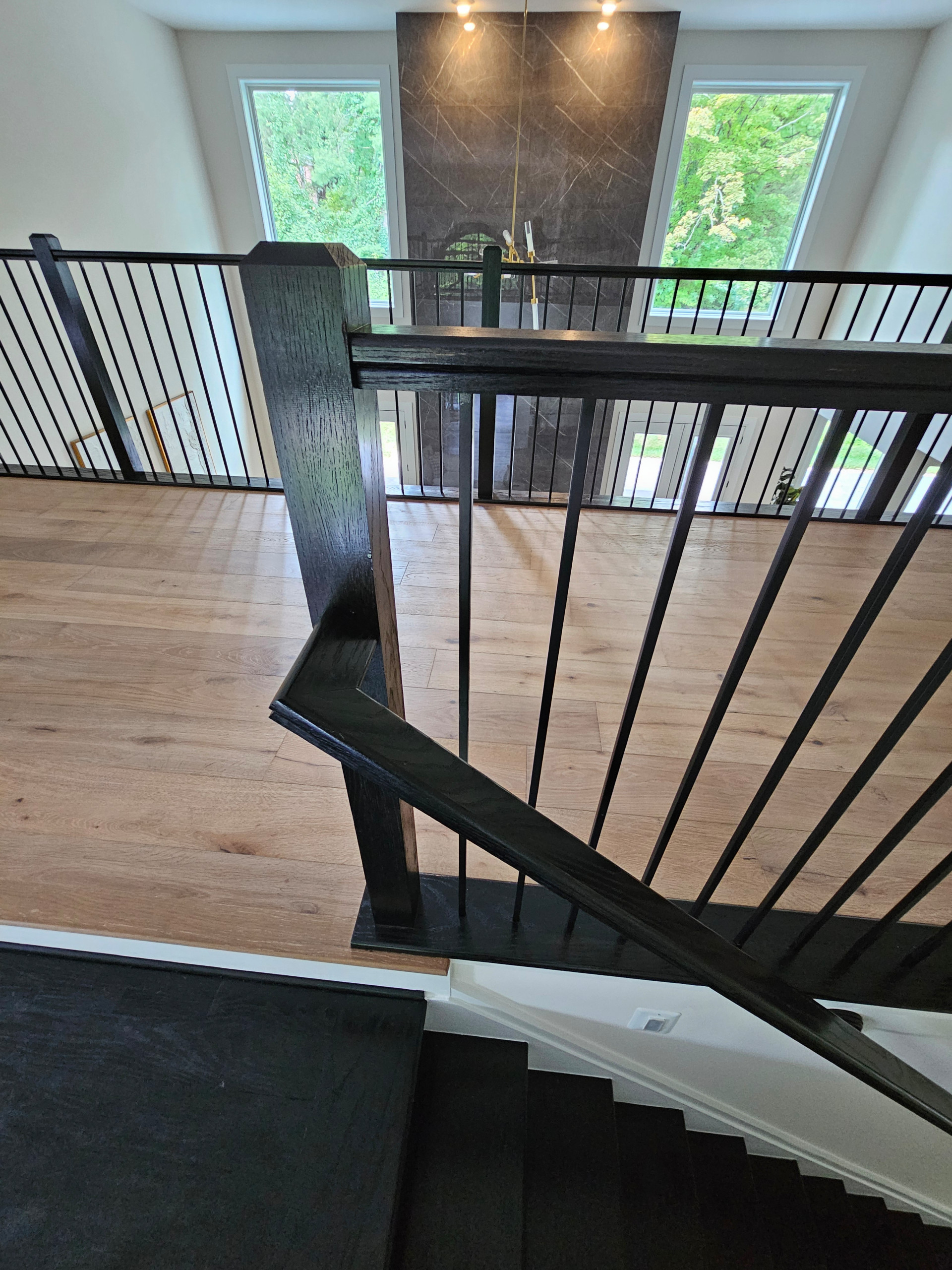 Elegant Curve Elevates Modern Design, Mclean, VA 22101