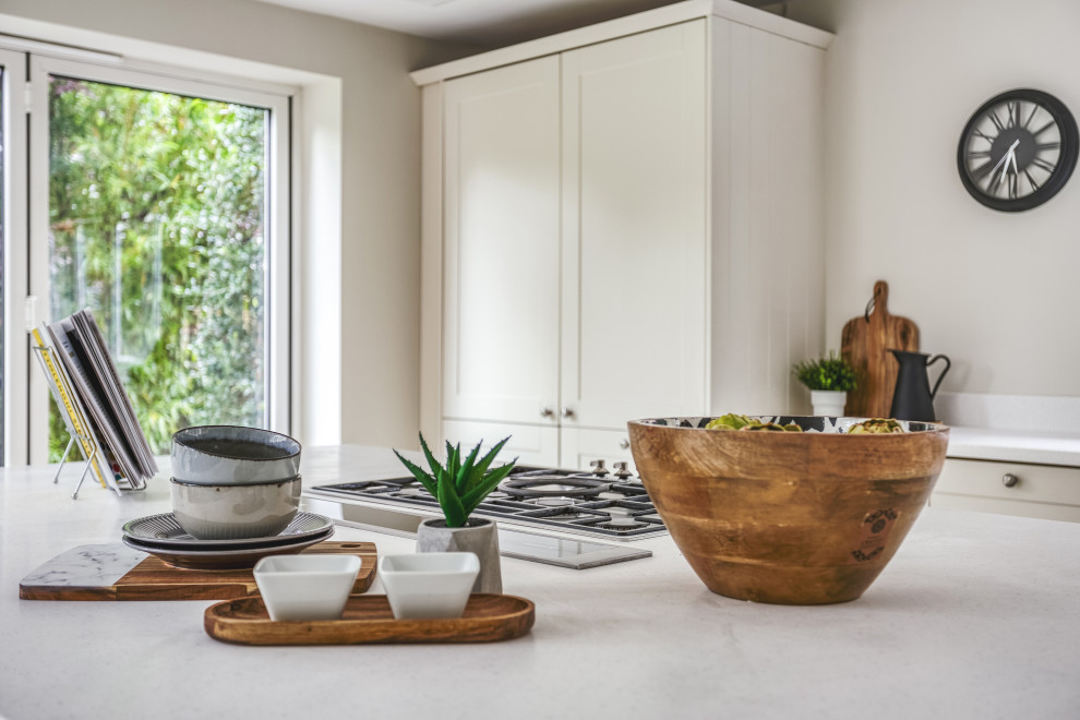 Staged to Sell - Part Furnished - Project Dovestone Gardens