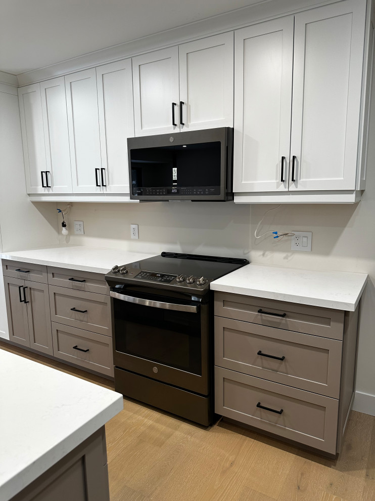 Trillium Crescent - Modern Kitchen - London, ON