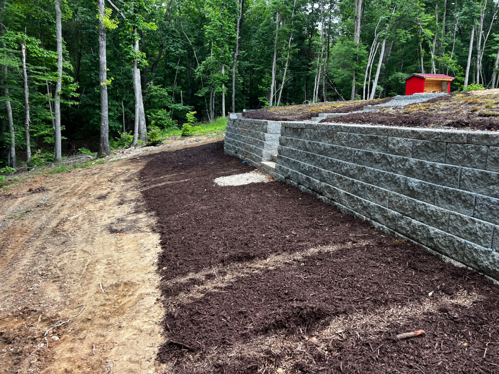 Retaining wall