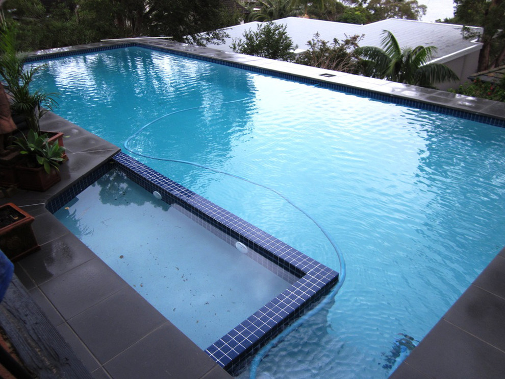 Modern pool in Sydney.