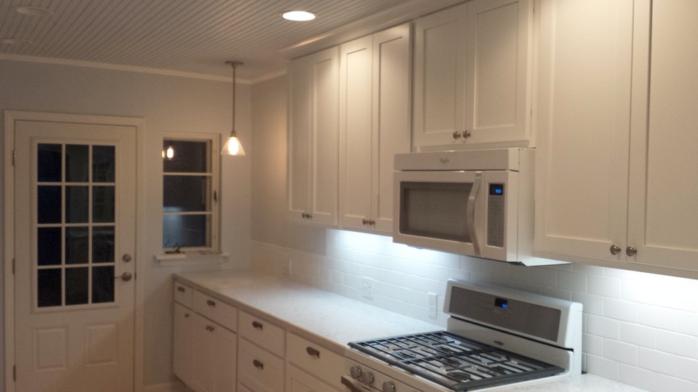 Elegant kitchen photo in Wichita