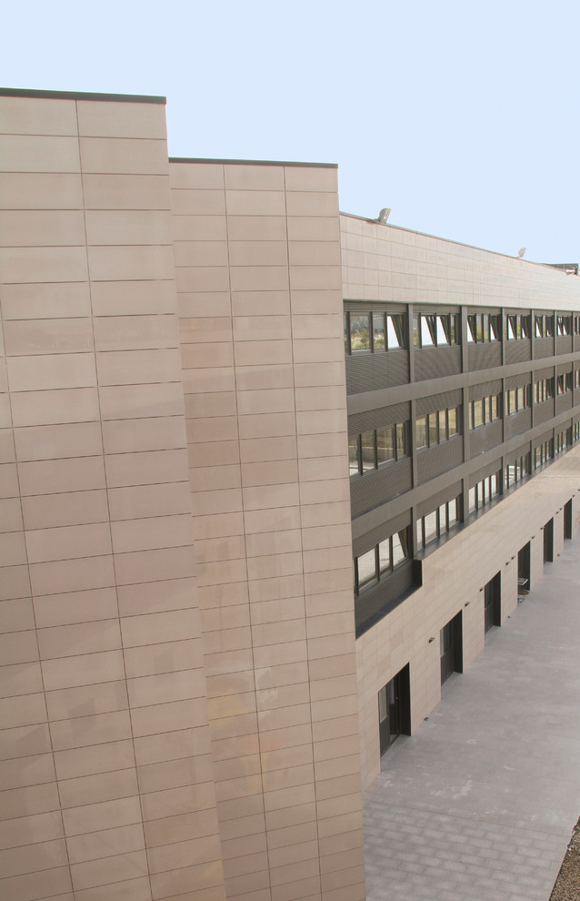 Готовые объекты с панелями Frontek Испания.