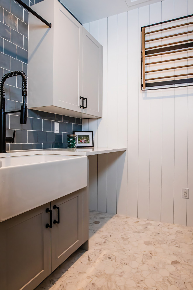 Design ideas for a classic utility room in Denver.