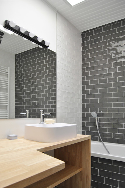Devred - R&eacute;novation compl&egrave;te d'une maison 1930 scandinavo-stanza-da-bagno