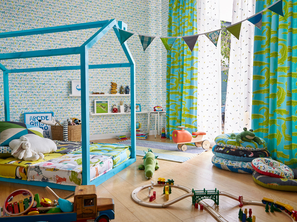 Детские коллекции тканей и обоев