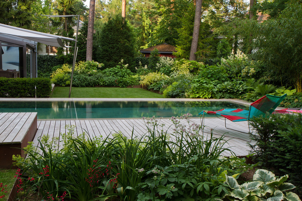 Mittelgroße Terrasse mit Markisen in Nürnberg