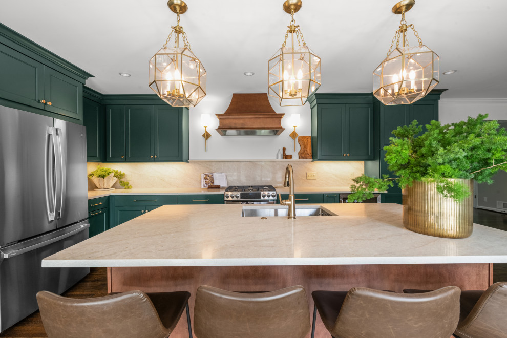 Example of a transitional kitchen design in Birmingham