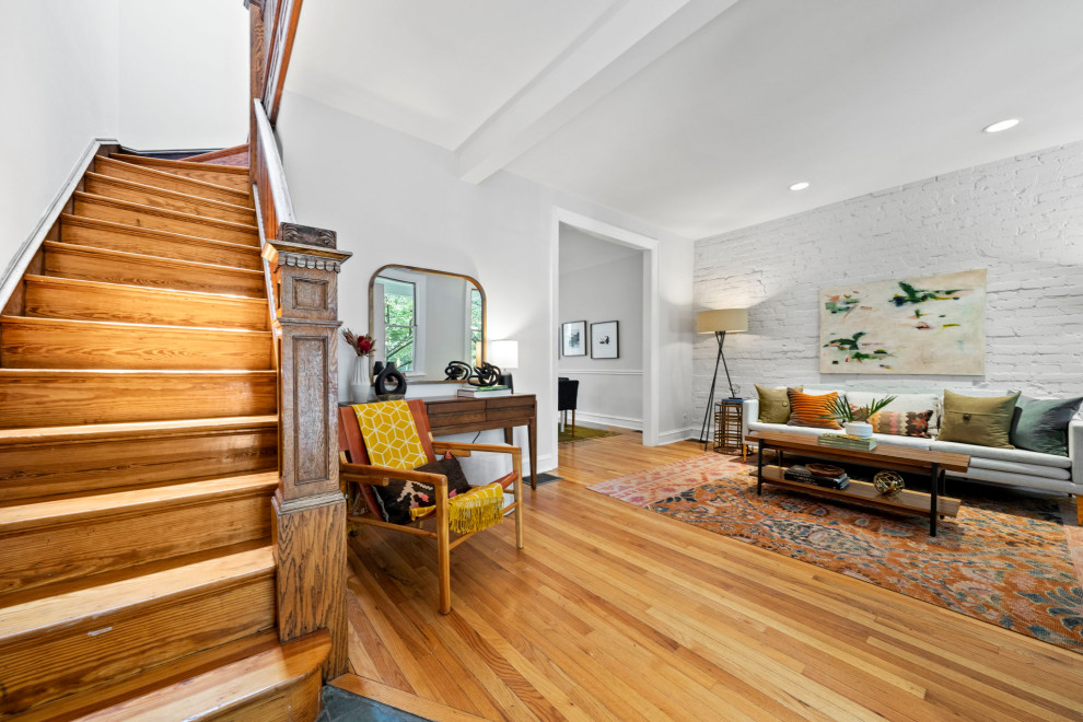 Capitol Hill Staging